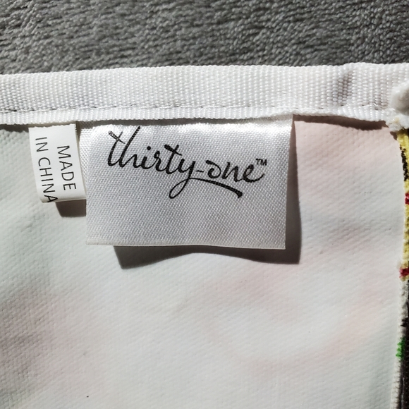 Thirty One Zipper Pouch Apple Blossum 12" wide x 9" tall with 2.5" base - Picture 11 of 16